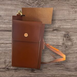 NEW- Steve Madden BPATSY COGNAC- Phone holder and wallet crossbody bag